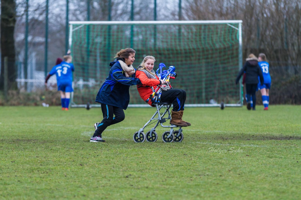 Bild 318 - C-Juniorinnen FSG-BraWie 08 - TuS Tensfeld : Ergebnis: 0:8